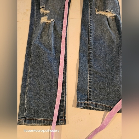 No Boundaries Button Up Jeans 7 - Picture 8 of 9